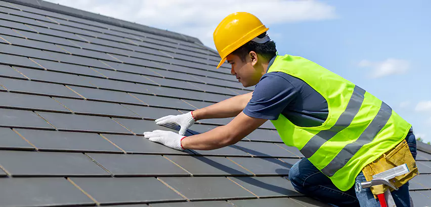 Professional Hail Damage Roof Repair Services in Janesville, WI