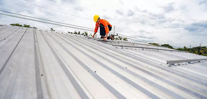 Metal Roof Repairs in Janesville