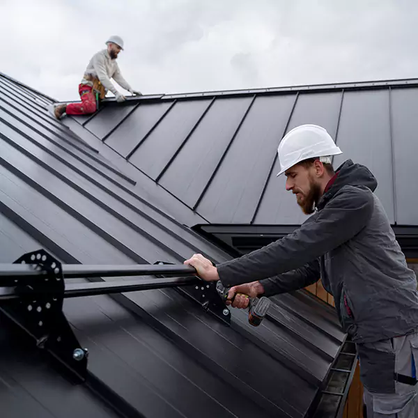 Why Janesville Property Owners Choose Janesville Roofing Pro for Metal Roof Repair?