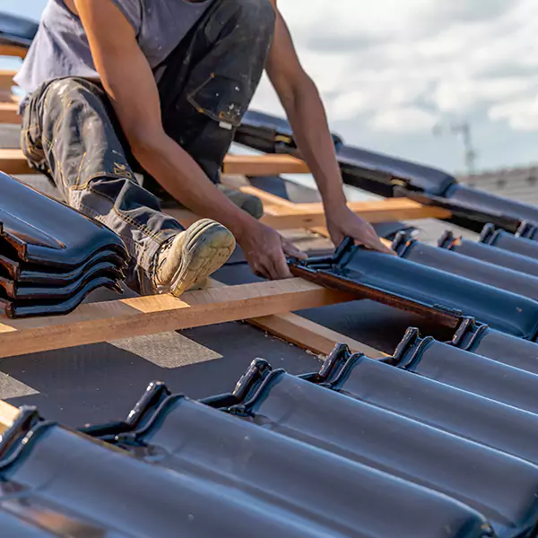 Why Janesville Homeowners Choose Janesville Roofing Pro for Roof and Gutter Repair?